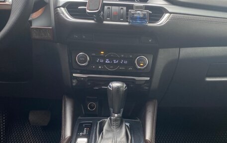 Mazda 6, 2016 год, 1 980 000 рублей, 14 фотография