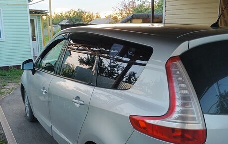Renault Scenic III, 2010 год, 570 000 рублей, 17 фотография