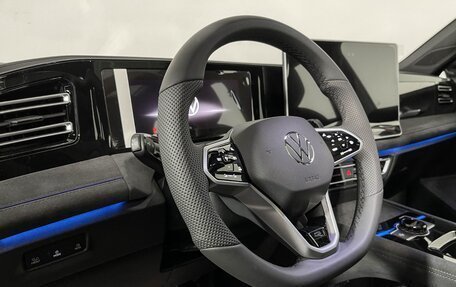 Volkswagen Tiguan, 2024 год, 5 800 000 рублей, 12 фотография