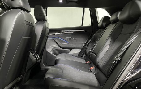 Volkswagen Tiguan, 2024 год, 5 800 000 рублей, 20 фотография