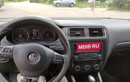 Volkswagen Jetta VI, 2012 год, 930 000 рублей, 1 фотография