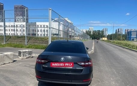 Skoda Superb III рестайлинг, 2018 год, 1 890 000 рублей, 4 фотография