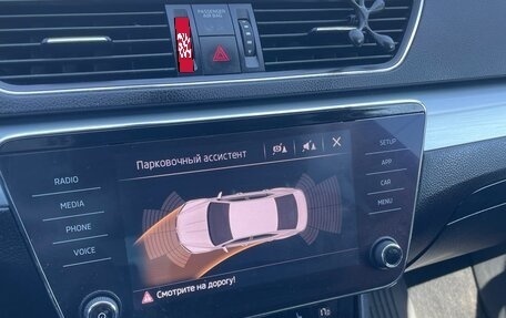 Skoda Superb III рестайлинг, 2018 год, 1 890 000 рублей, 11 фотография