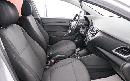 Hyundai Solaris II рестайлинг, 2018 год, 1 399 000 рублей, 12 фотография