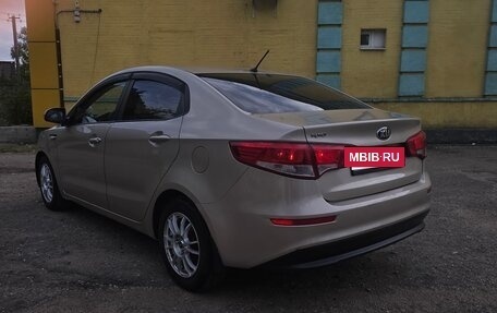 KIA Rio III рестайлинг, 2015 год, 770 000 рублей, 2 фотография