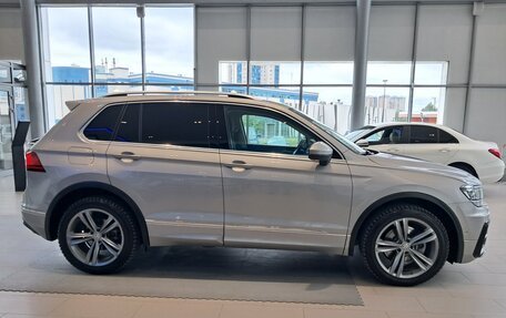 Volkswagen Tiguan II, 2019 год, 2 722 000 рублей, 4 фотография