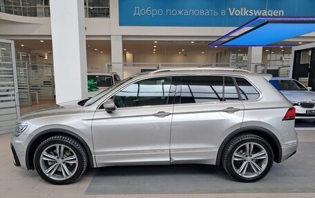 Volkswagen Tiguan II, 2019 год, 2 722 000 рублей, 8 фотография