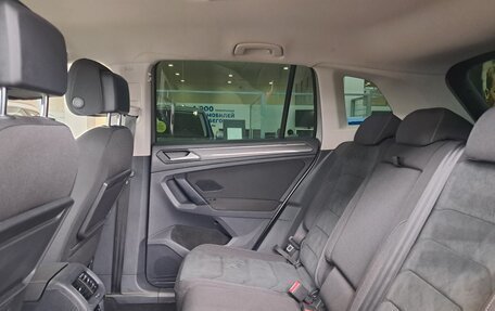 Volkswagen Tiguan II, 2019 год, 2 722 000 рублей, 12 фотография
