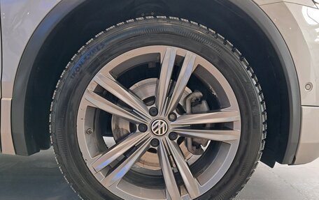 Volkswagen Tiguan II, 2019 год, 2 722 000 рублей, 18 фотография