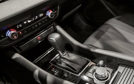 Mazda 6, 2023 год, 3 990 000 рублей, 13 фотография