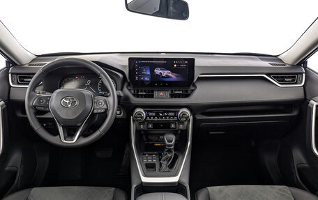 Toyota RAV4, 2024 год, 4 750 000 рублей, 10 фотография