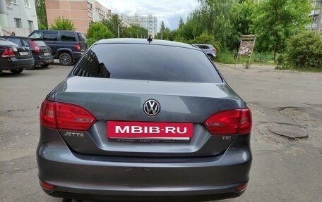 Volkswagen Jetta VI, 2012 год, 930 000 рублей, 11 фотография
