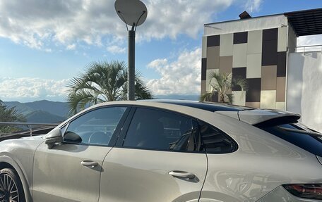 Porsche Cayenne III, 2021 год, 12 000 000 рублей, 2 фотография