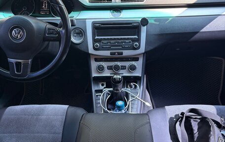 Volkswagen Passat B7, 2013 год, 1 090 000 рублей, 4 фотография