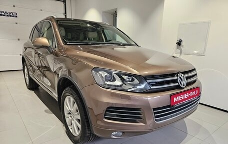 Volkswagen Touareg III, 2012 год, 1 939 000 рублей, 3 фотография