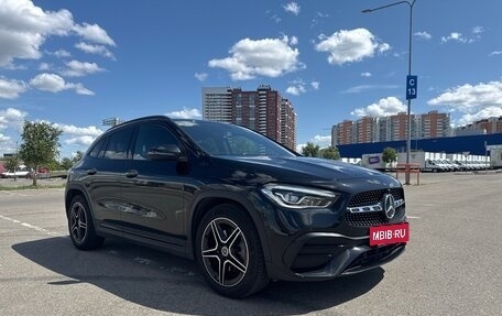 Mercedes-Benz GLA, 2020 год, 3 750 000 рублей, 6 фотография