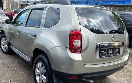 Renault Duster I рестайлинг, 2014 год, 860 000 рублей, 3 фотография