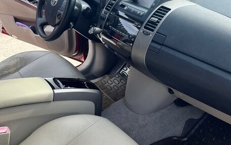 Toyota Prius, 2007 год, 870 000 рублей, 10 фотография