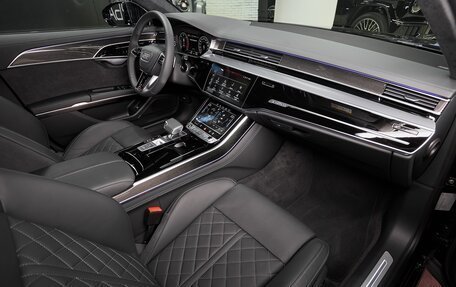 Audi A8, 2025 год, 20 500 000 рублей, 32 фотография