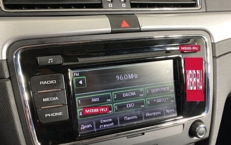 Skoda Superb III рестайлинг, 2014 год, 828 000 рублей, 15 фотография
