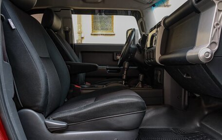 Toyota FJ Cruiser, 2007 год, 2 149 000 рублей, 10 фотография