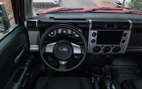 Toyota FJ Cruiser, 2007 год, 2 149 000 рублей, 15 фотография