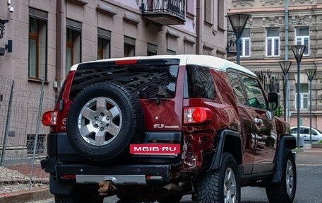 Toyota FJ Cruiser, 2007 год, 2 149 000 рублей, 19 фотография