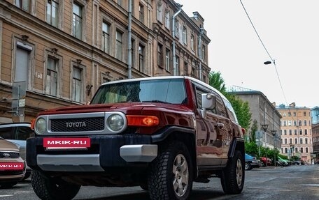 Toyota FJ Cruiser, 2007 год, 2 149 000 рублей, 17 фотография