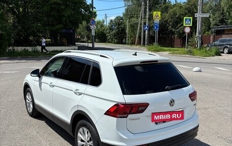 Volkswagen Tiguan II, 2018 год, 2 450 000 рублей, 4 фотография