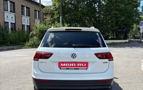 Volkswagen Tiguan II, 2018 год, 2 450 000 рублей, 5 фотография