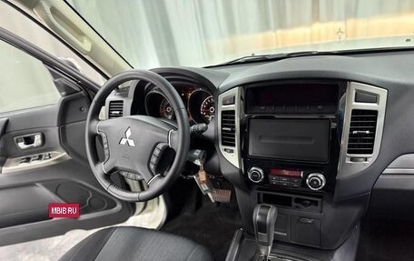 Mitsubishi Pajero IV, 2022 год, 4 250 000 рублей, 7 фотография