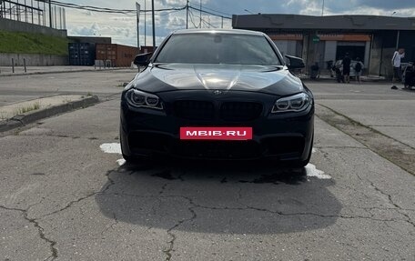 BMW 5 серия, 2012 год, 1 800 000 рублей, 2 фотография