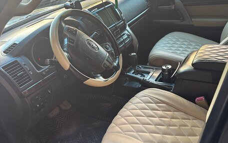 Toyota Land Cruiser 200, 2008 год, 2 950 000 рублей, 6 фотография