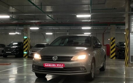 Volkswagen Jetta VI, 2017 год, 1 600 000 рублей, 4 фотография