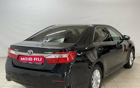 Toyota Camry, 2014 год, 1 629 000 рублей, 4 фотография