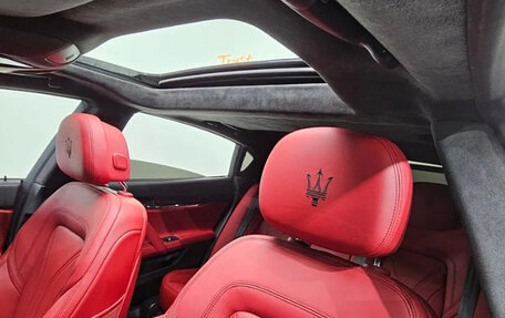 Maserati Quattroporte VI, 2023 год, 8 380 000 рублей, 11 фотография