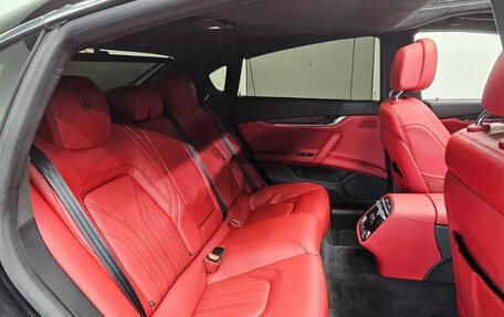 Maserati Quattroporte VI, 2023 год, 8 380 000 рублей, 19 фотография