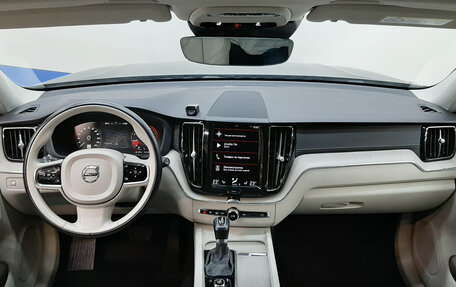 Volvo XC60 II, 2020 год, 3 370 000 рублей, 9 фотография