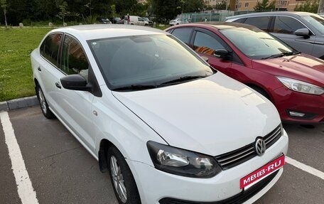 Volkswagen Polo VI (EU Market), 2014 год, 720 000 рублей, 2 фотография