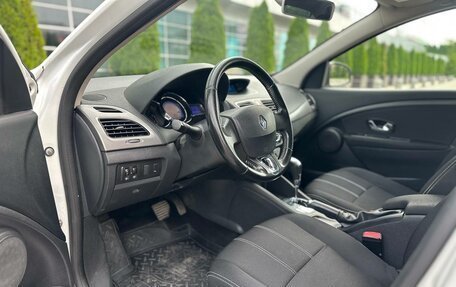 Renault Fluence I, 2015 год, 880 000 рублей, 2 фотография