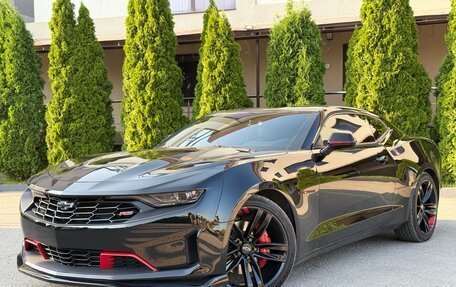 Chevrolet Camaro VI, 2021 год, 3 999 000 рублей, 1 фотография