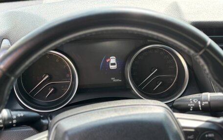 Toyota Camry, 2018 год, 2 850 000 рублей, 8 фотография