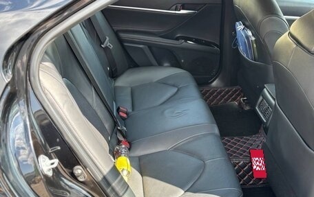 Toyota Camry, 2018 год, 2 850 000 рублей, 11 фотография
