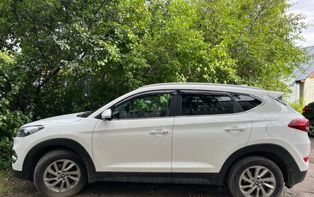 Hyundai Tucson III, 2017 год, 1 780 000 рублей, 2 фотография