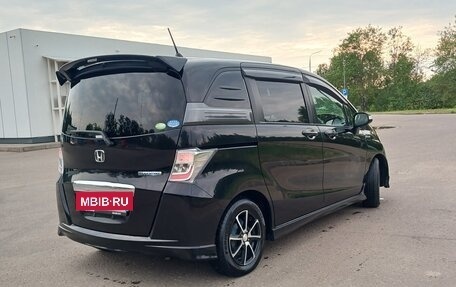 Honda Freed I, 2011 год, 1 150 000 рублей, 2 фотография