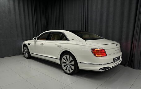 Bentley Flying Spur, 2021 год, 25 000 000 рублей, 3 фотография