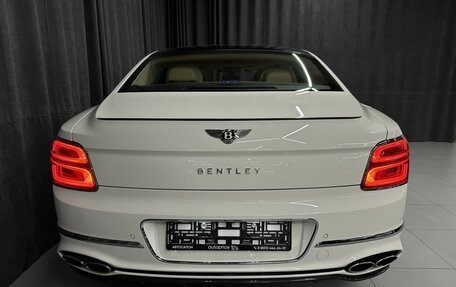 Bentley Flying Spur, 2021 год, 25 000 000 рублей, 4 фотография