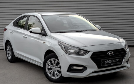Hyundai Solaris II рестайлинг, 2019 год, 1 250 000 рублей, 3 фотография