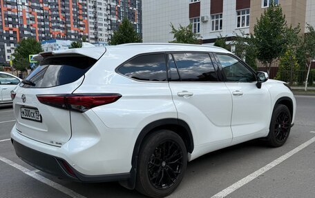 Toyota Highlander, 2021 год, 5 500 000 рублей, 5 фотография