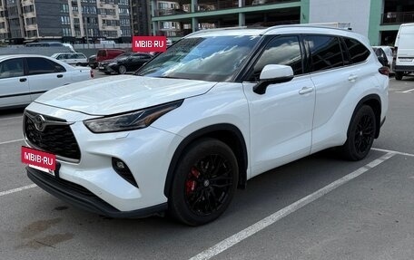 Toyota Highlander, 2021 год, 5 500 000 рублей, 7 фотография